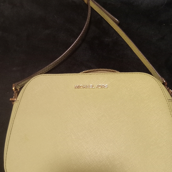 Authentic Michael Kors Mint green cross body purse - Picture 3 of 6